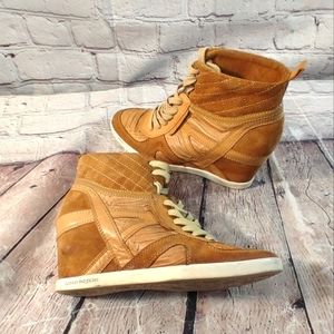 Carlo Pazolini Hidden Wedge High Top Sneaker 6.5 Mid Boot  Beige Camel Quilted